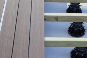 How to build a deck frame