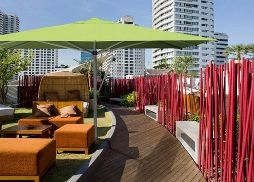 centre-pole-commercial-umbrellas