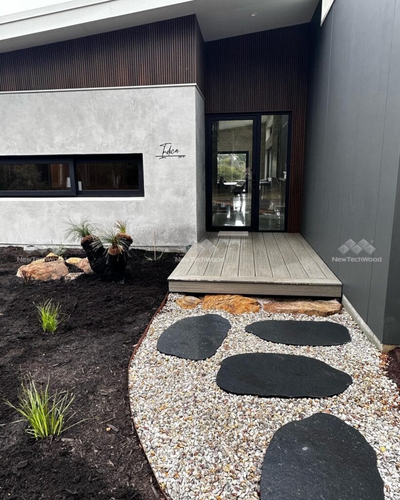 Castellation Cladding in Colour Ipe