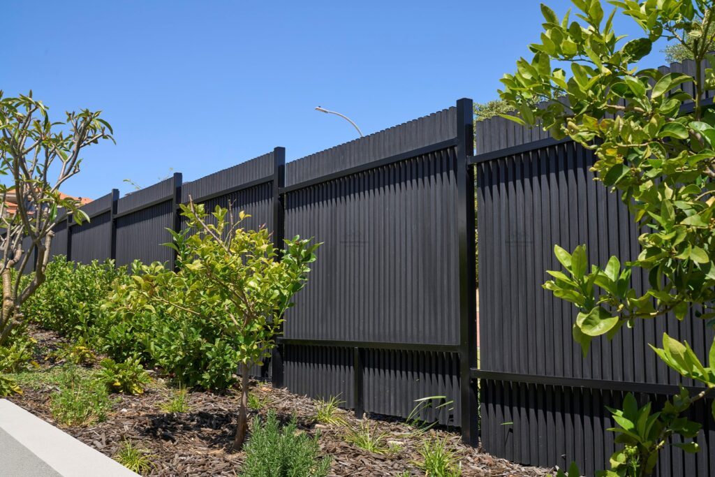 UH55 Composite Privacy Screen